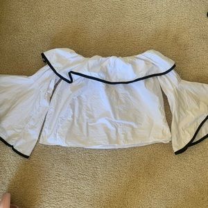 Off shoulder top trumpet sleeve